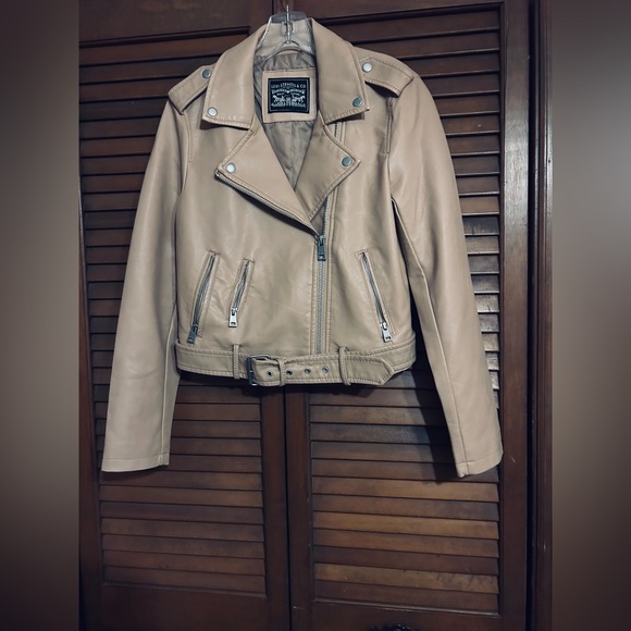 Levi’s Strauss Faux Tan Moto Jacket Size Small, Brand New , Never Worn - Picture 1 of 14